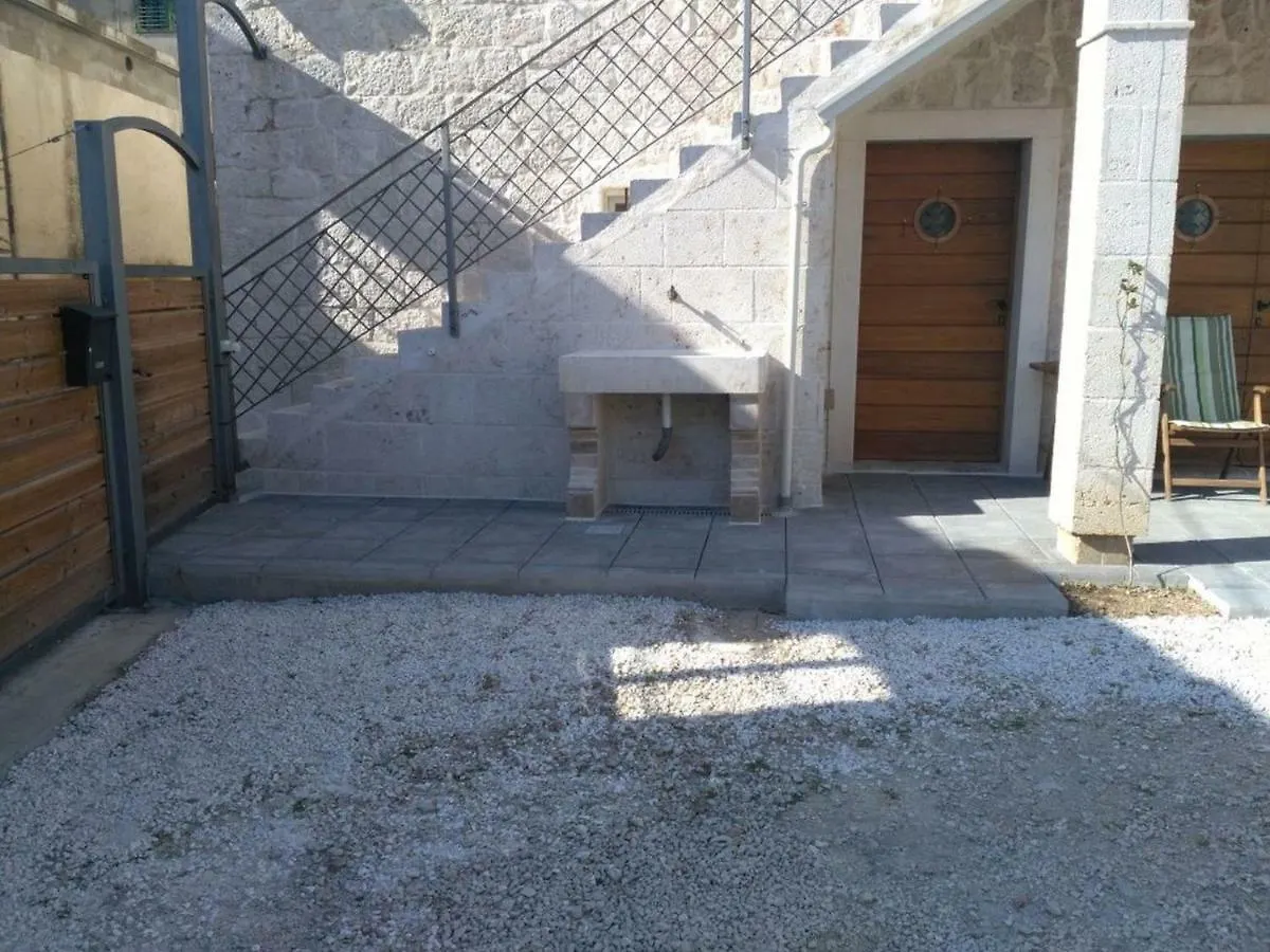 Apartment Buga Slatine Croatia