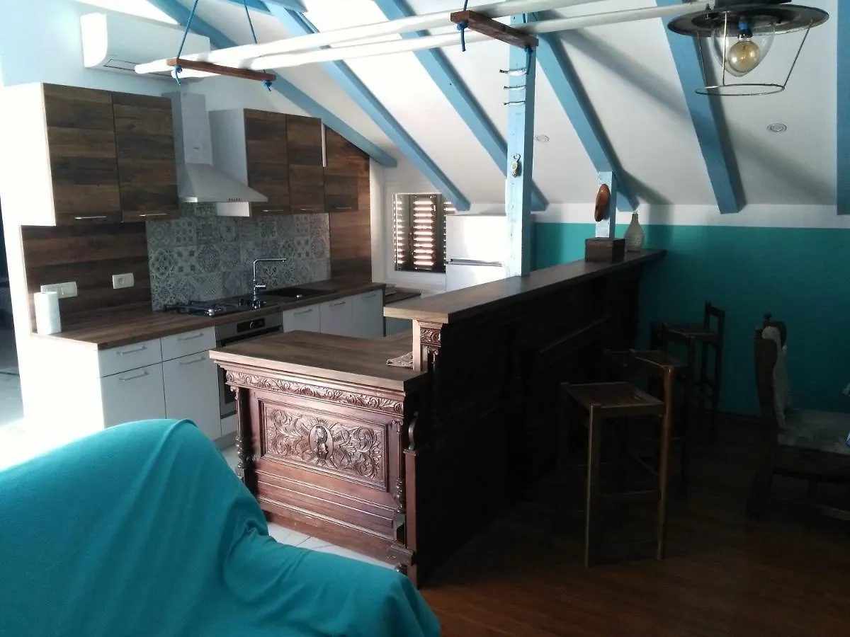 Apartment Buga Slatine Croatia