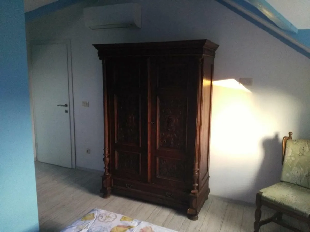 Apartment Buga Slatine Croatia